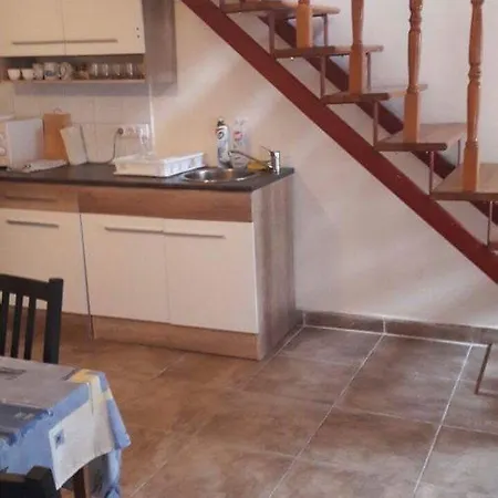 Levendula Apartmanhaz